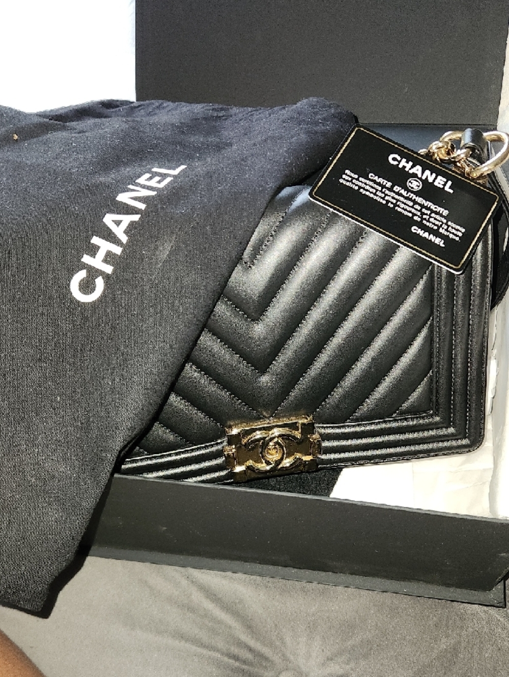 CHANEL Black Chevron Quilted Leather Crossbody with Gold Chain - Picture 5 of 5